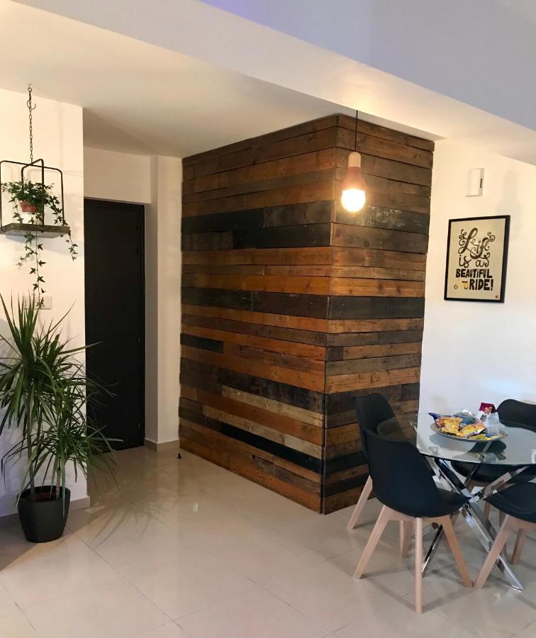 Fat Cow Apartment 101 Ларнака Экстерьер фото